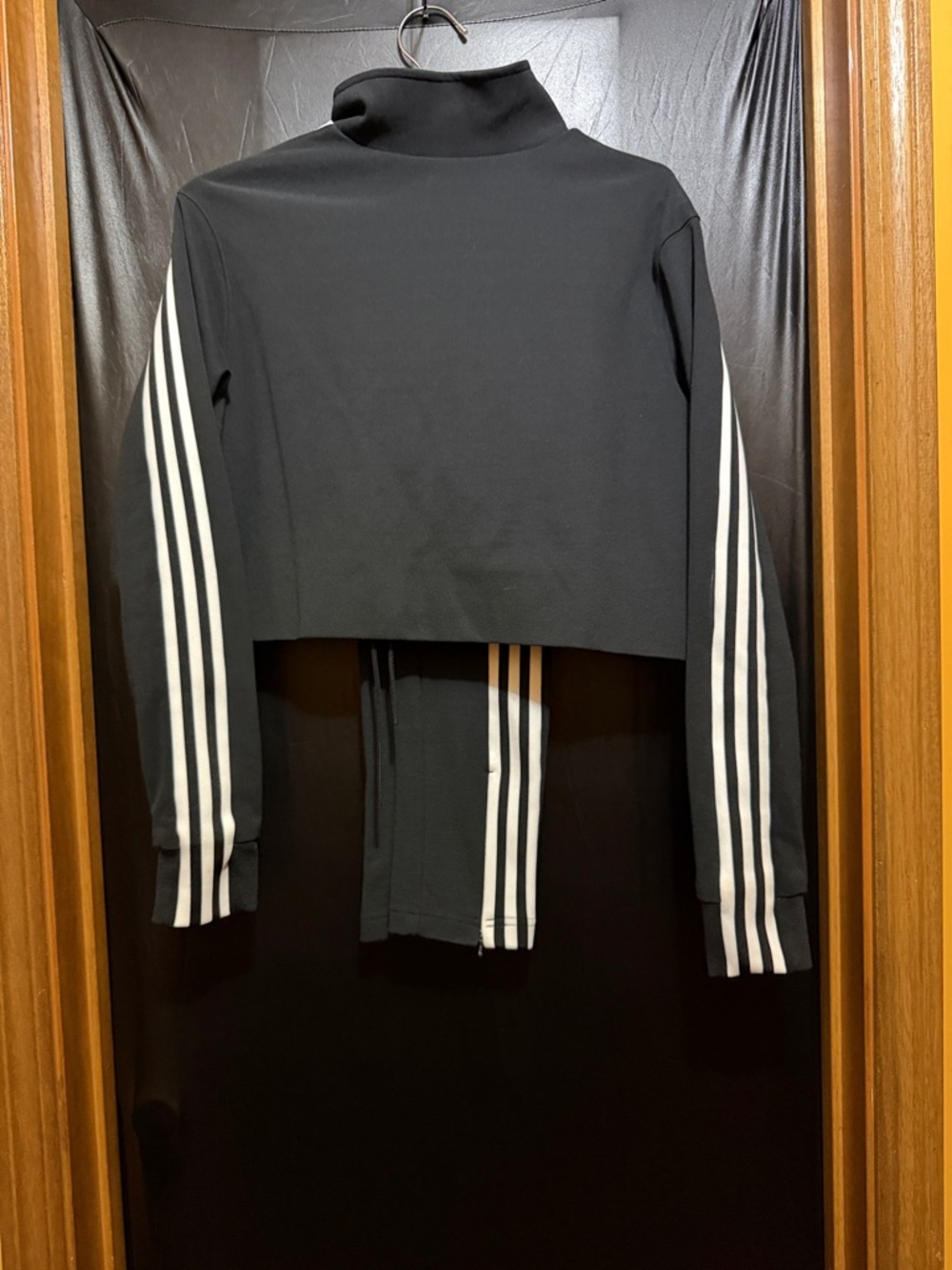 adidas Originals Cropped Track
Jacket - Picture 3 of 8